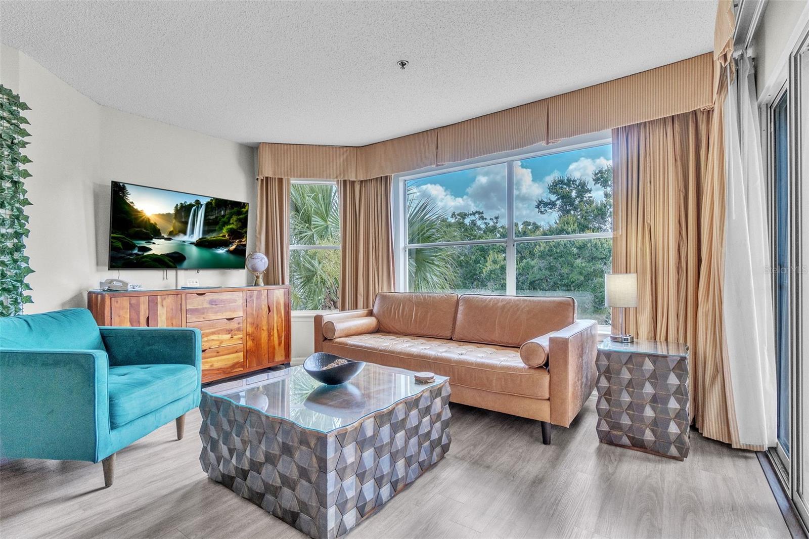 Image 3 of 29 For 6337 Parc Corniche Drive 2312