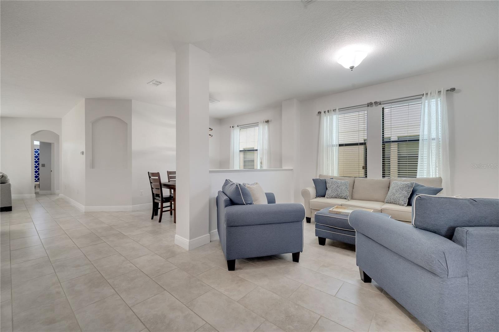 Image 12 of 58 For 921 Costa Mesa Lane