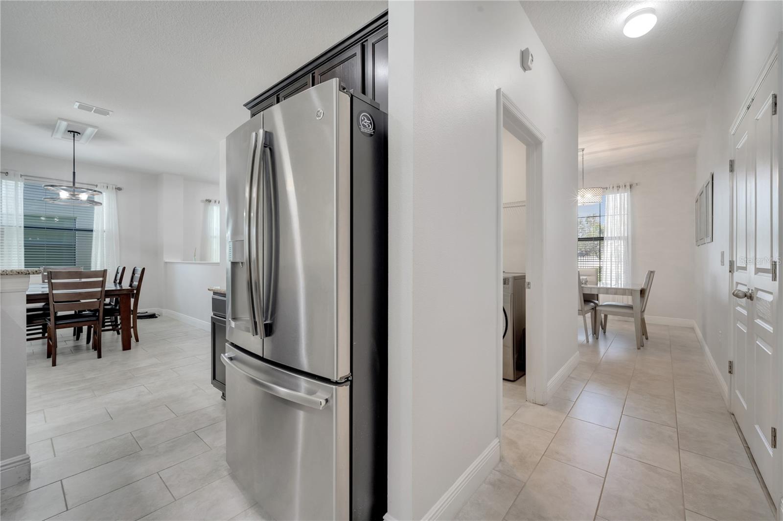 Image 19 of 58 For 921 Costa Mesa Lane