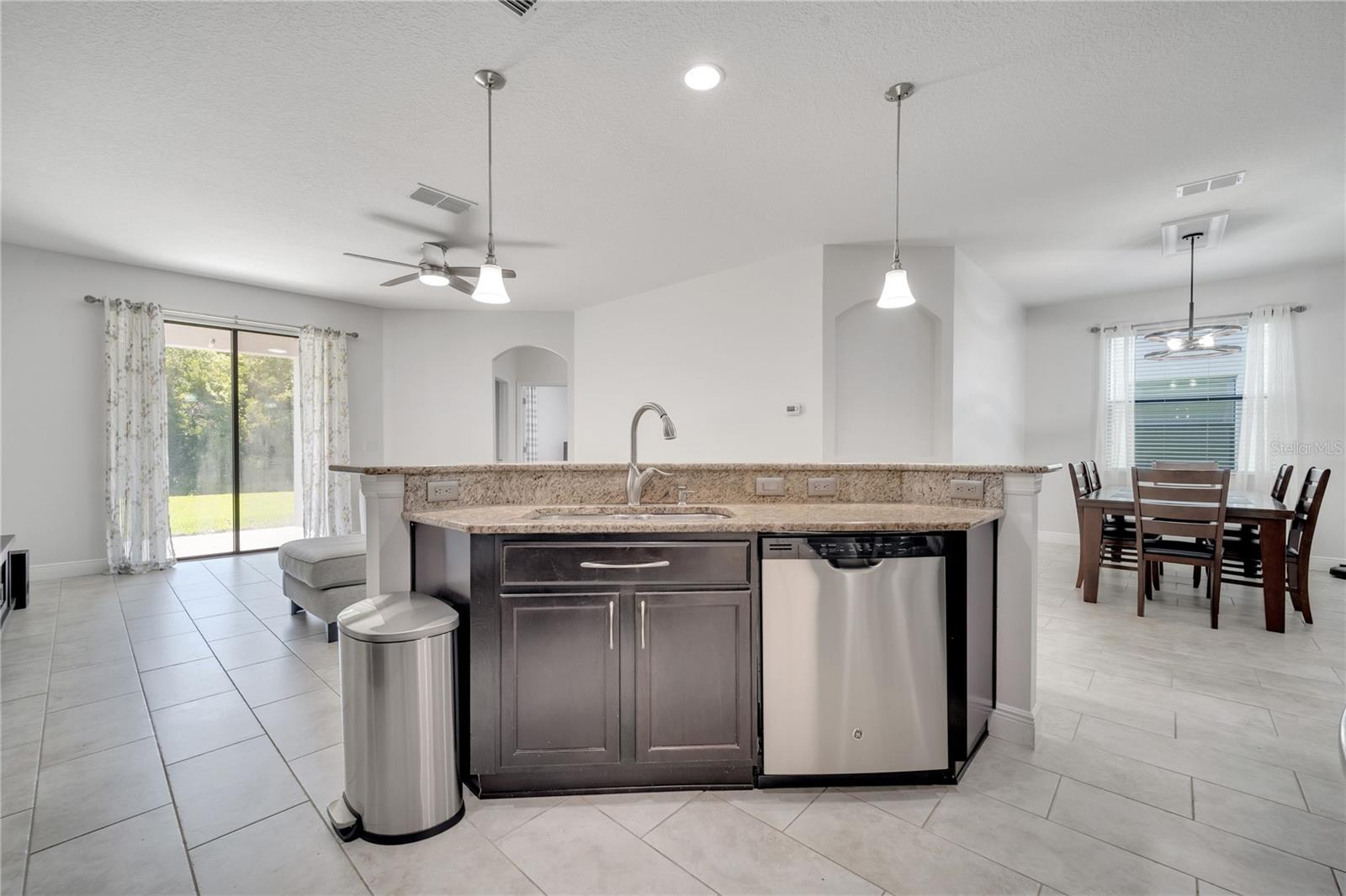 Image 23 of 58 For 921 Costa Mesa Lane