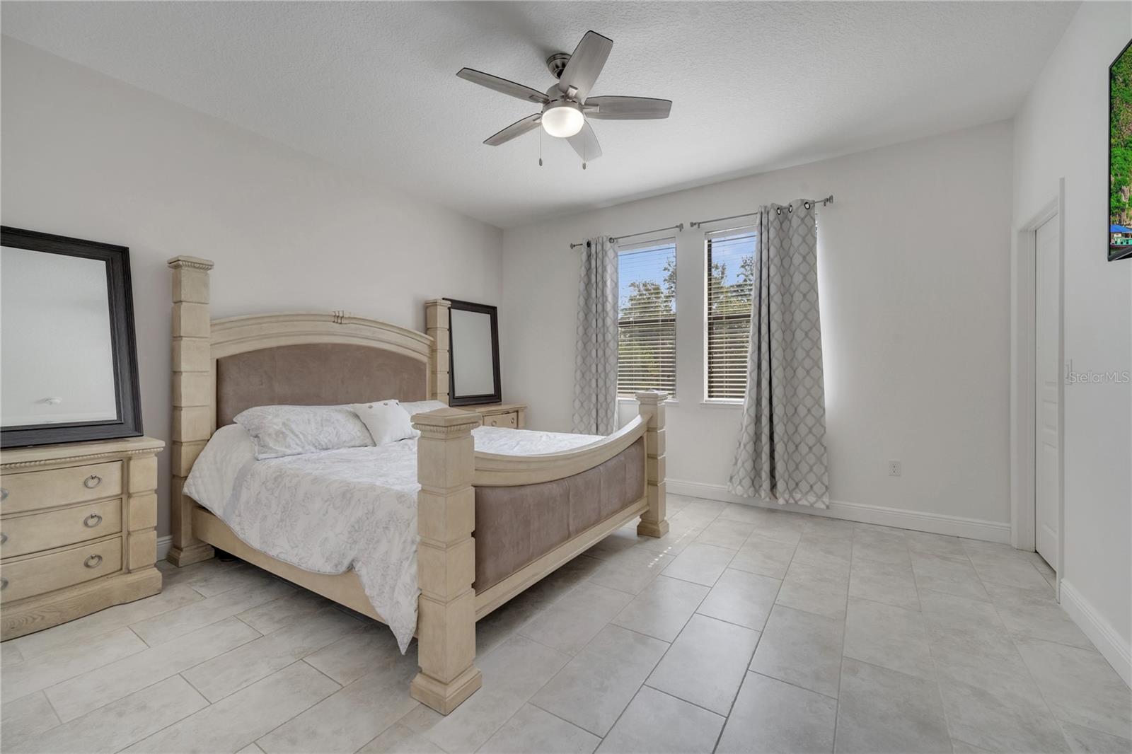 Image 30 of 58 For 921 Costa Mesa Lane