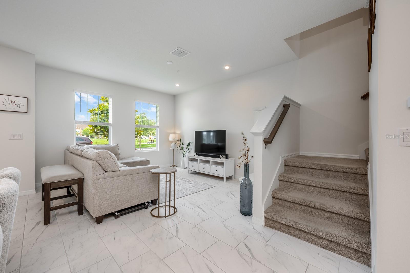 Image 2 of 22 For 10221 Highline Crest Street