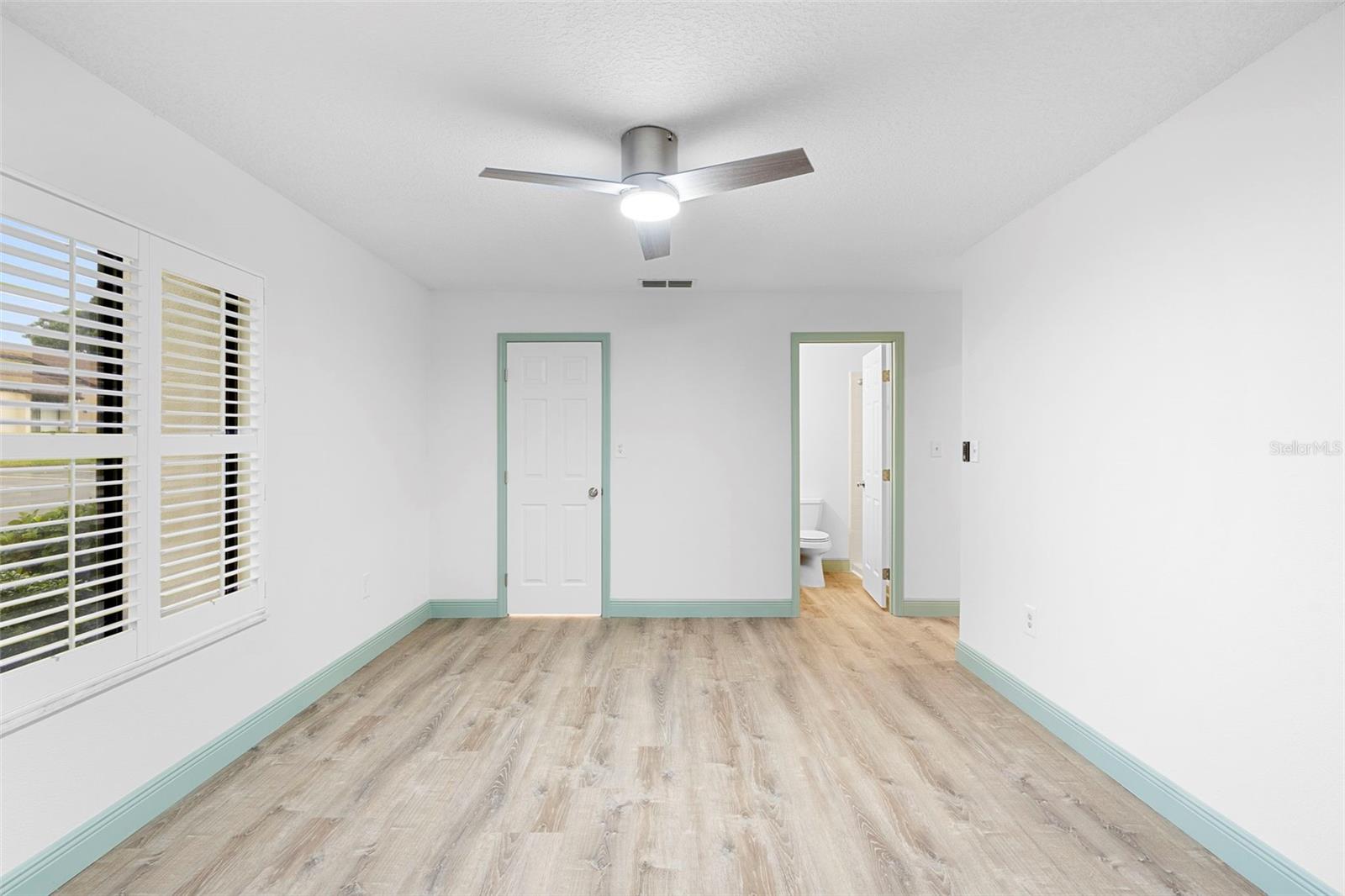 Image 30 of 46 For 101 Grand Plaza Drive P6