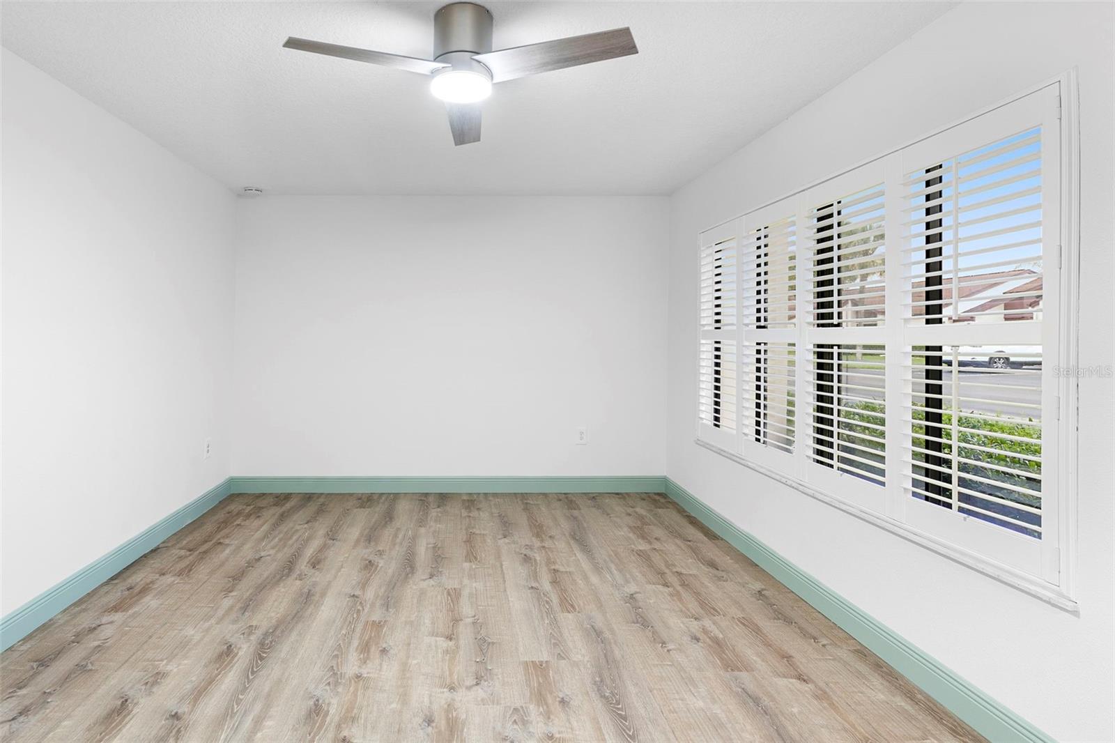 Image 32 of 46 For 101 Grand Plaza Drive P6
