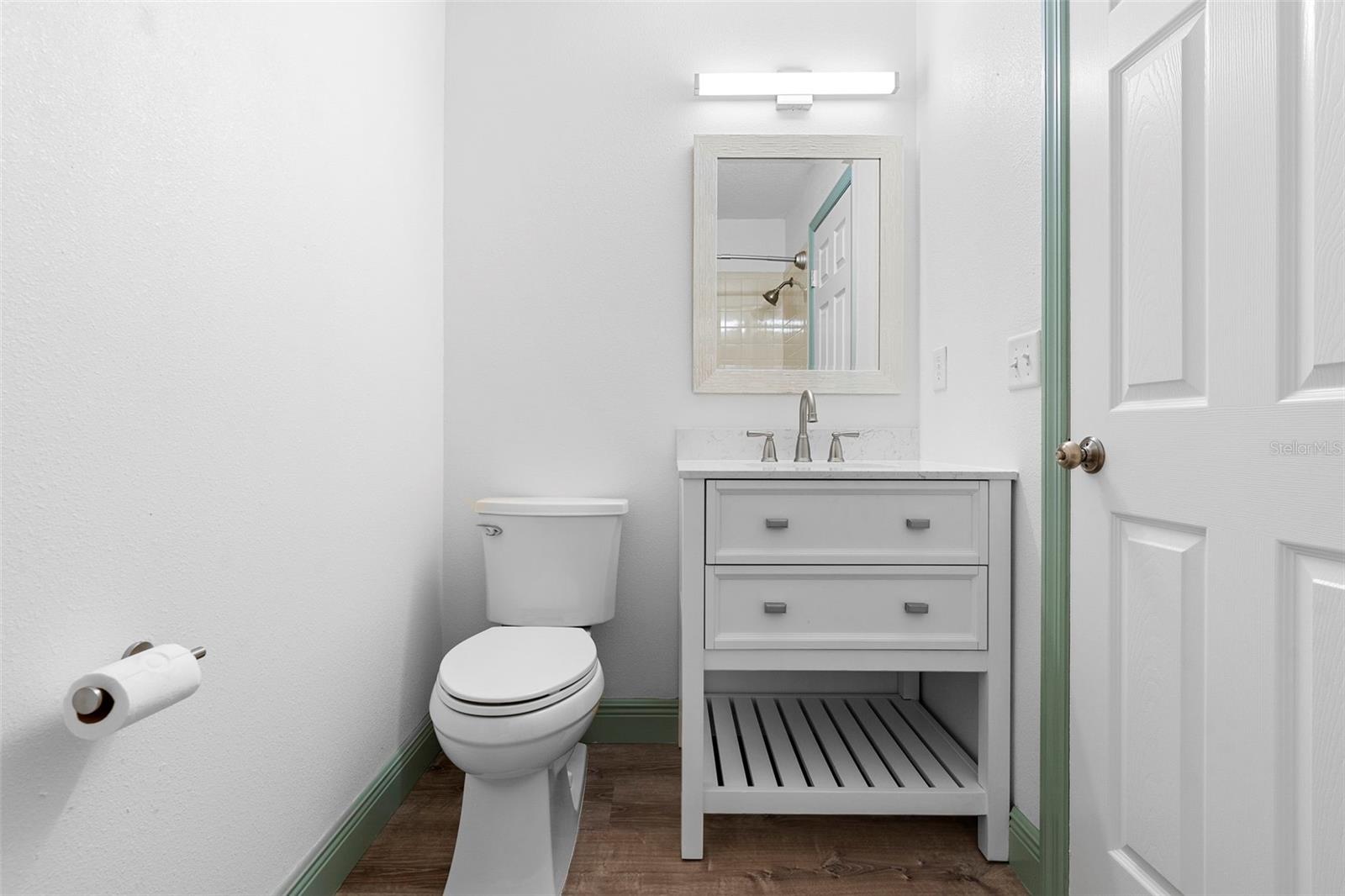 Image 38 of 46 For 101 Grand Plaza Drive P6