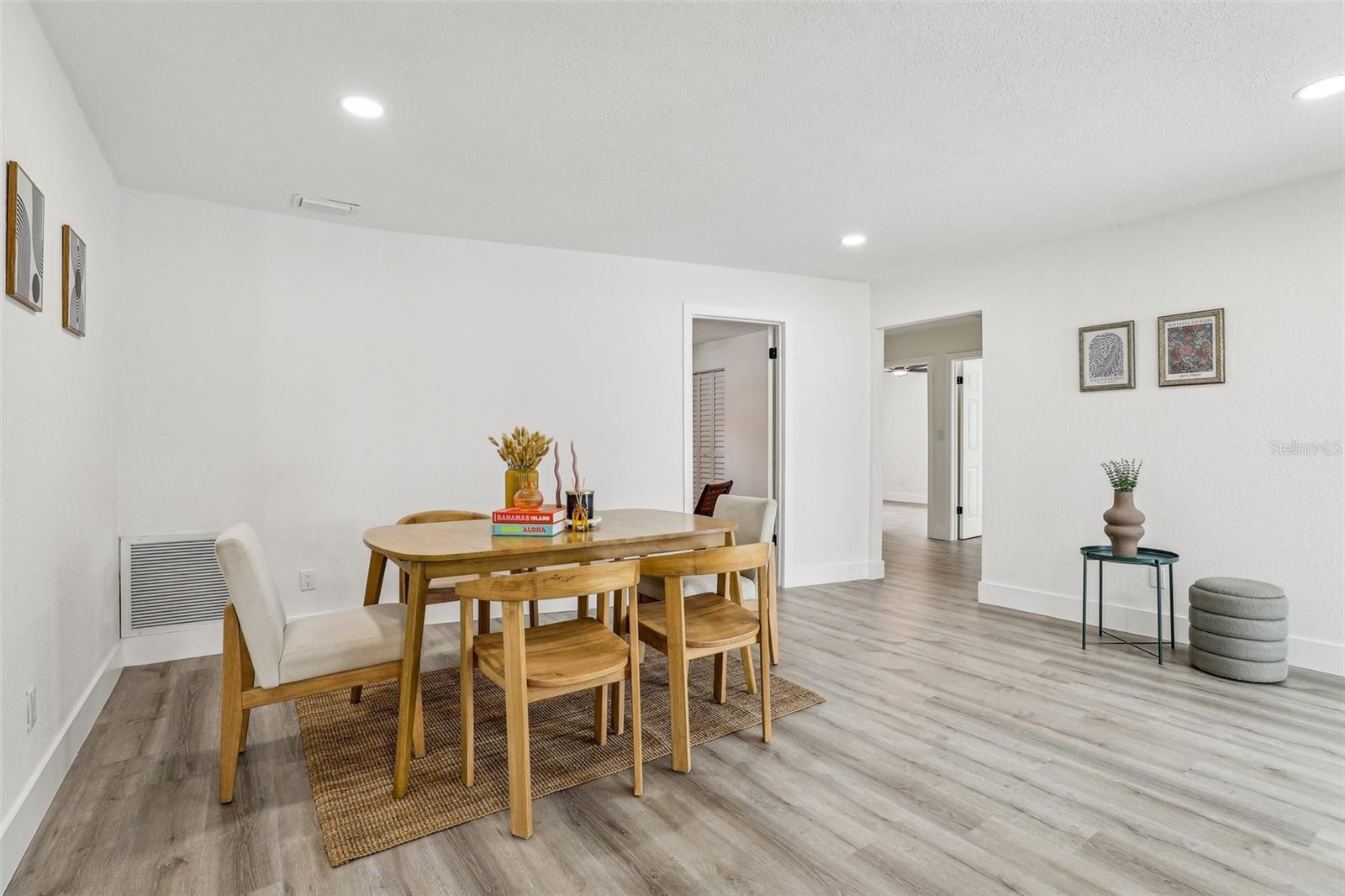 Image 10 of 67 For 7124 Turquoise Lane
