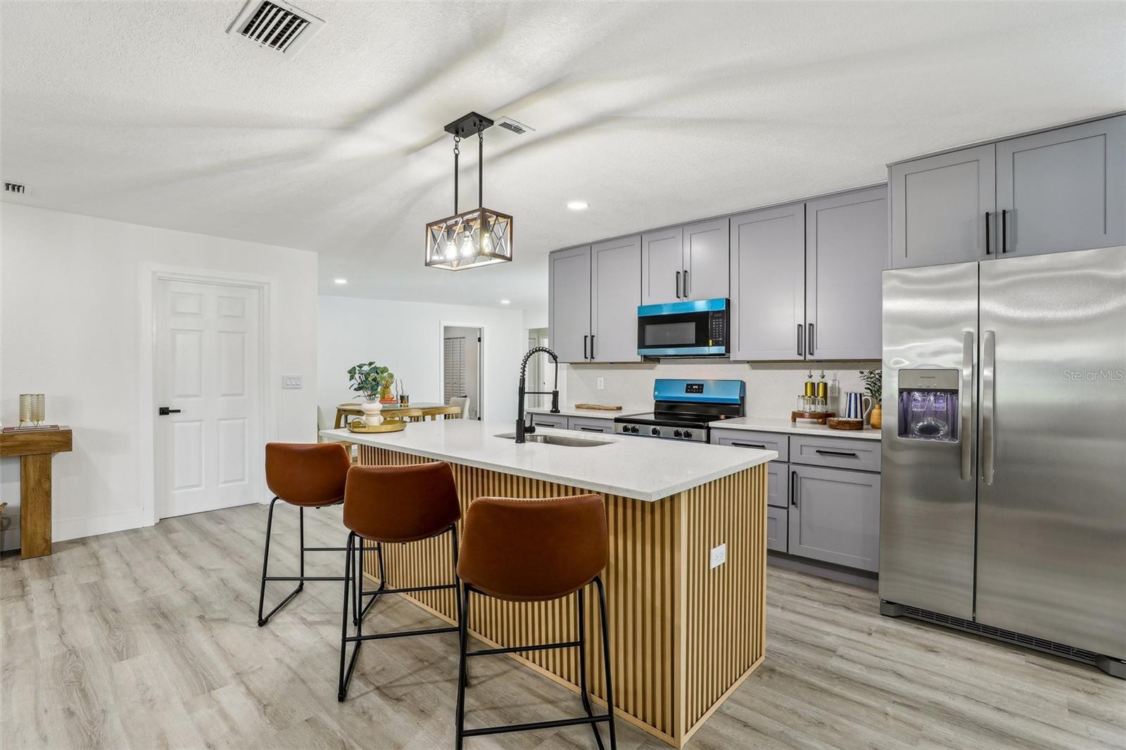 Image 14 of 67 For 7124 Turquoise Lane