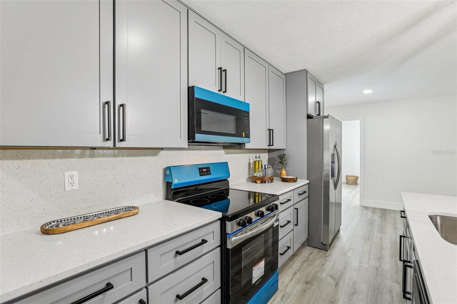 Image 18 of 67 For 7124 Turquoise Lane