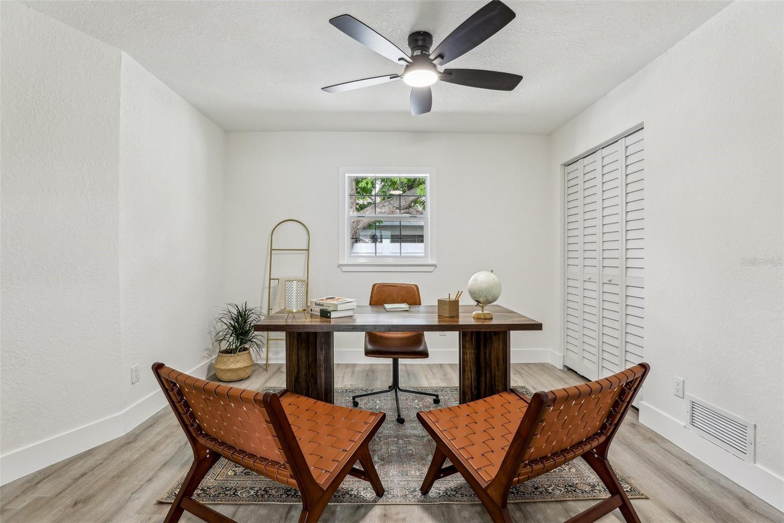 Image 19 of 67 For 7124 Turquoise Lane