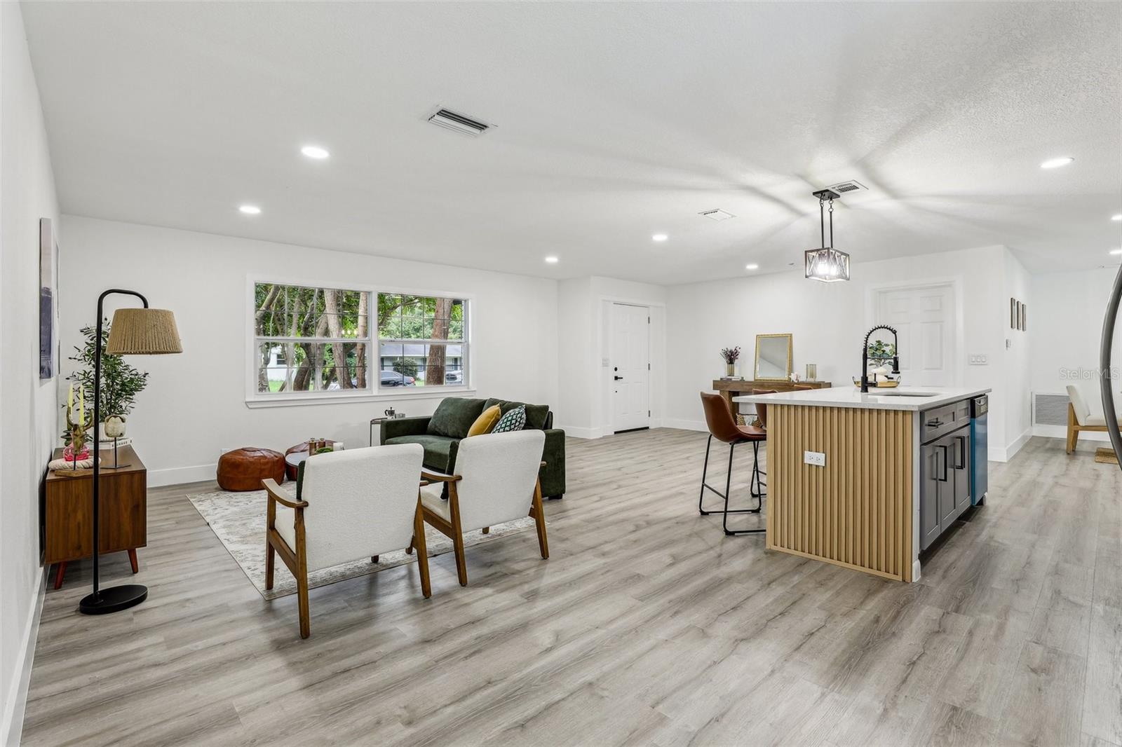 Image 7 of 67 For 7124 Turquoise Lane