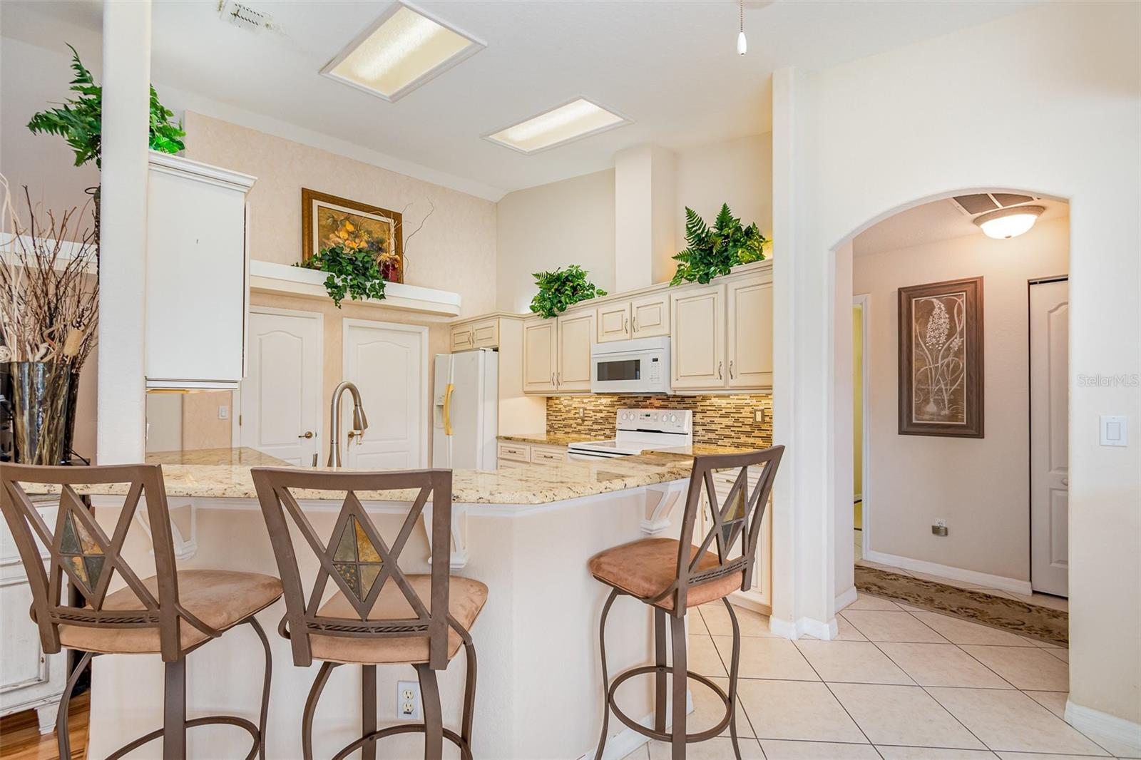 Image 11 of 32 For 2135 Springwater Lane