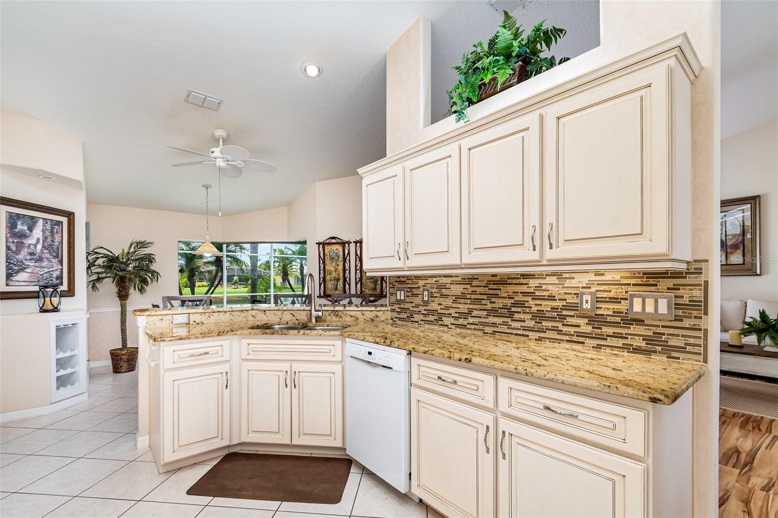 Image 13 of 32 For 2135 Springwater Lane