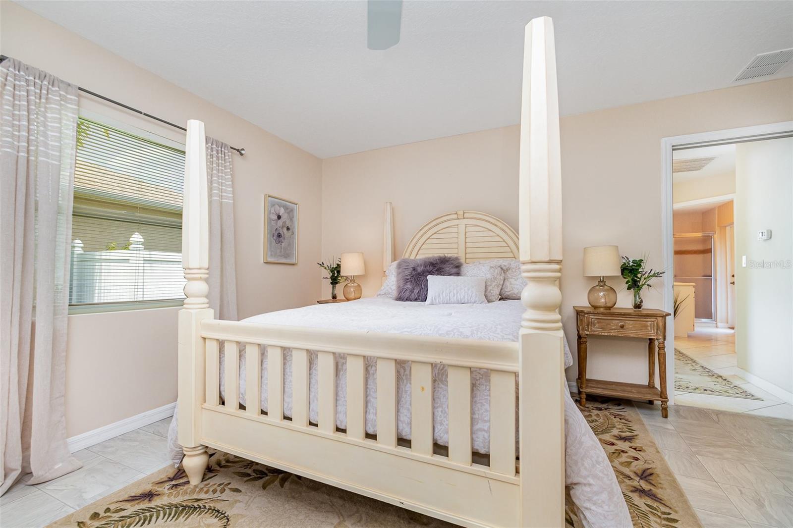 Image 19 of 32 For 2135 Springwater Lane