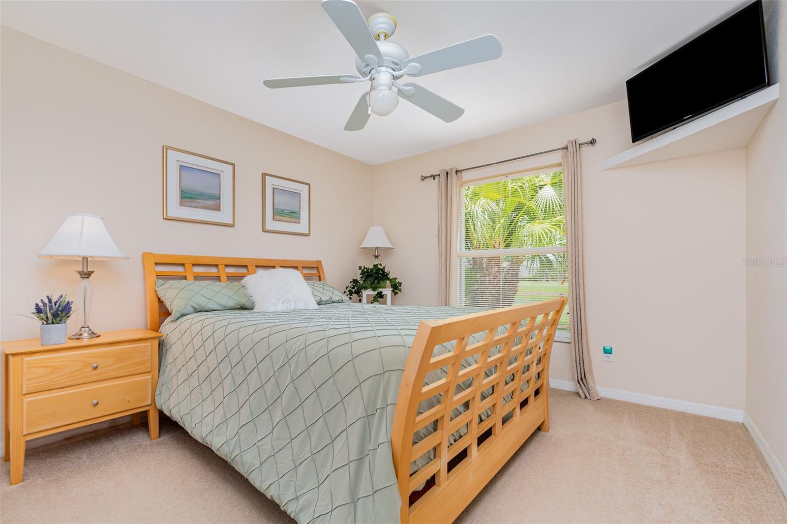 Image 21 of 32 For 2135 Springwater Lane