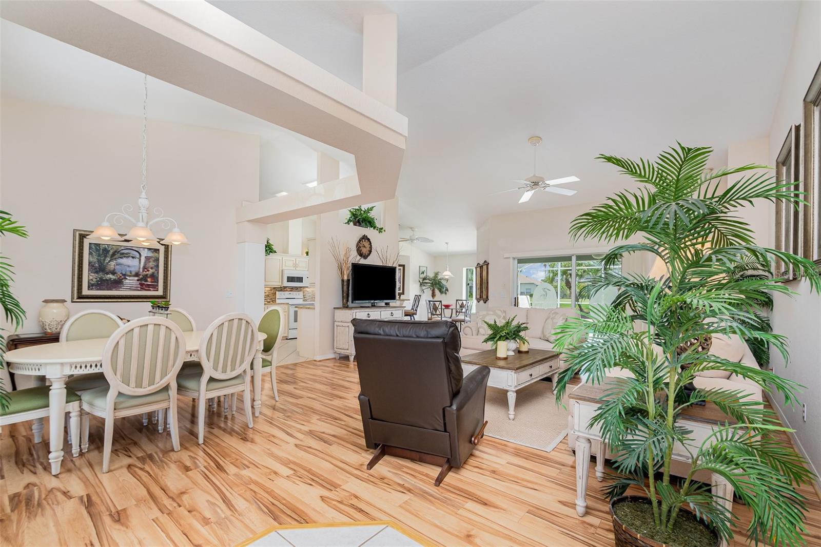Image 9 of 32 For 2135 Springwater Lane