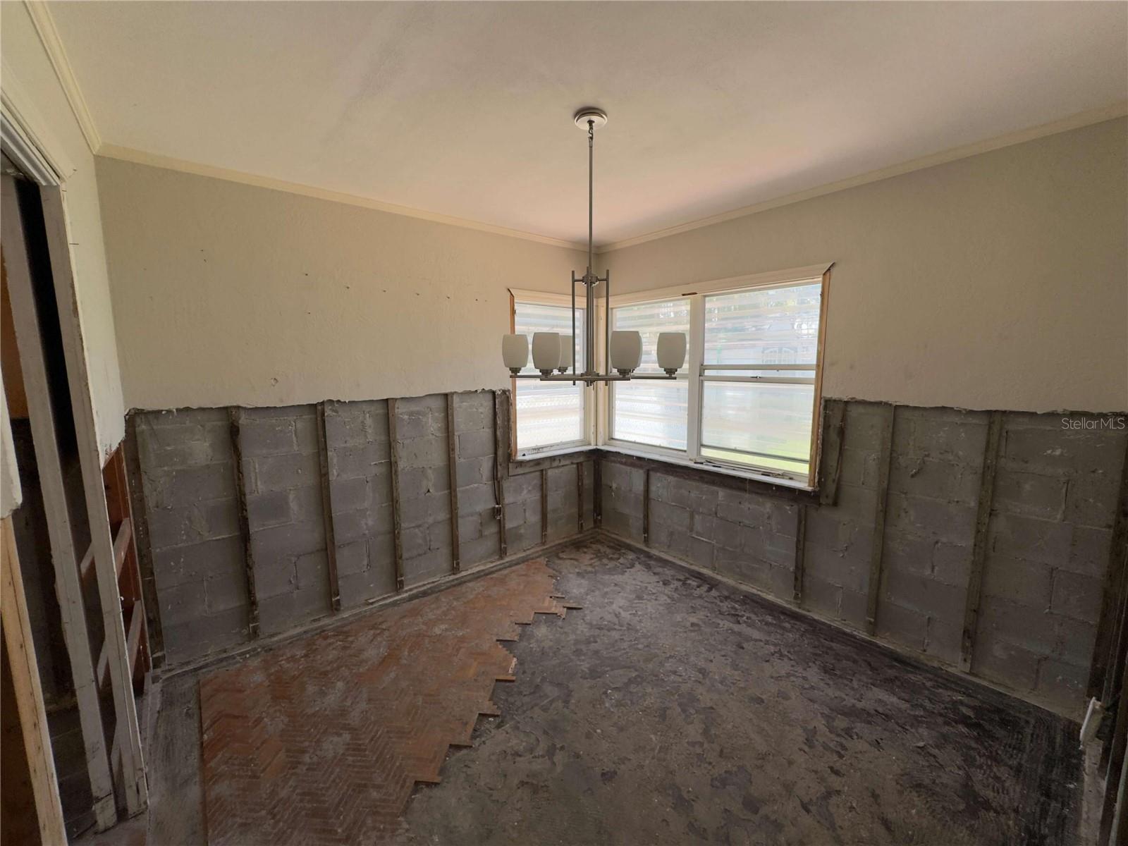Listing photo id 17 for 16107 Gulf Boulevard