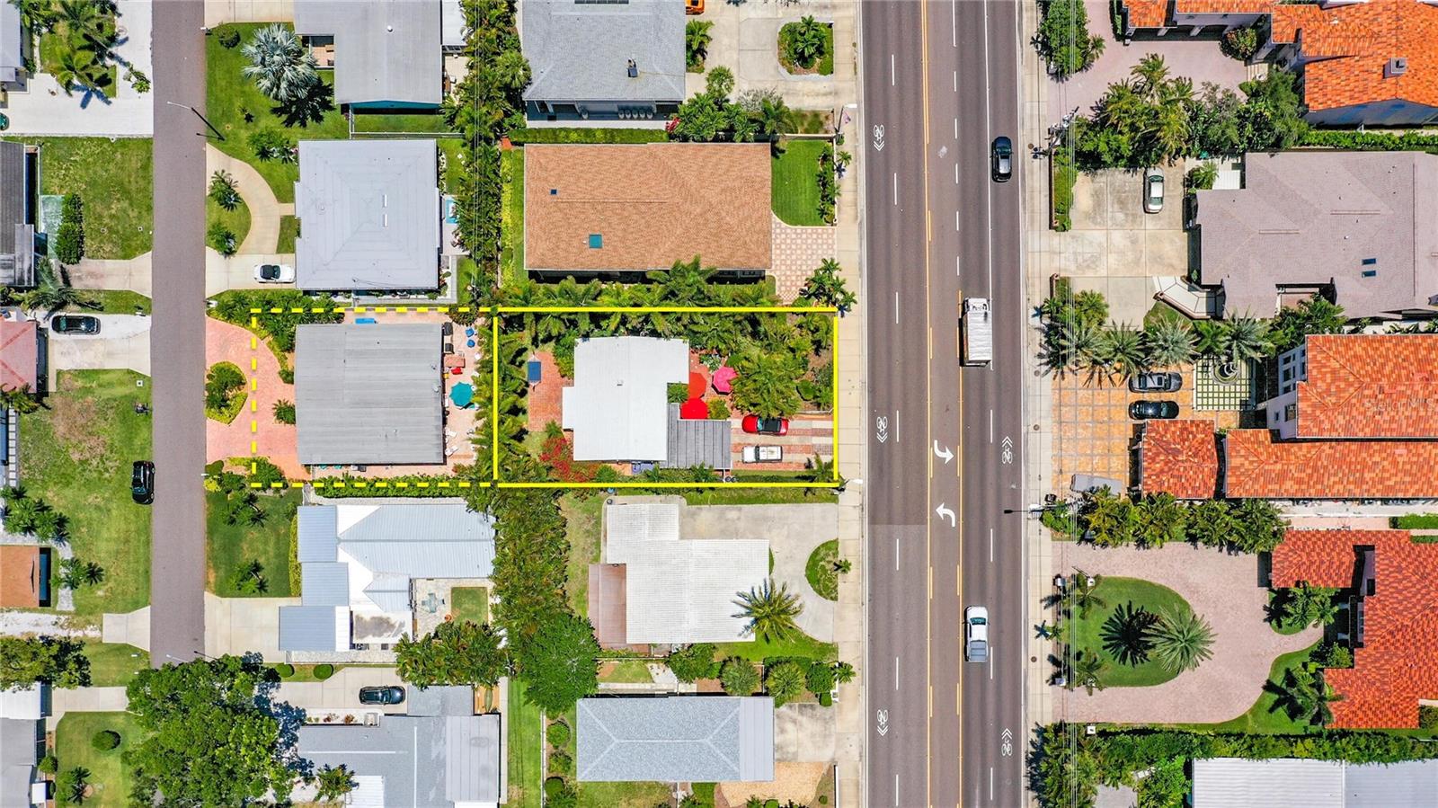 Listing photo id 0 for 16107 Gulf Boulevard