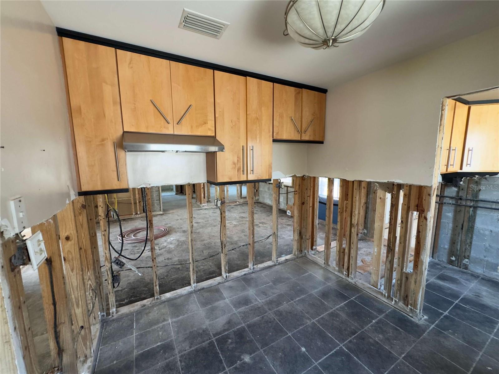 Listing photo id 18 for 16107 Gulf Boulevard