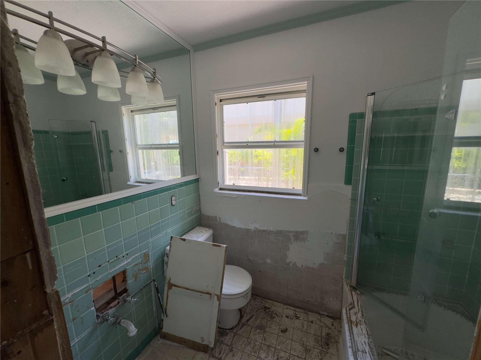 Listing photo id 29 for 16107 Gulf Boulevard