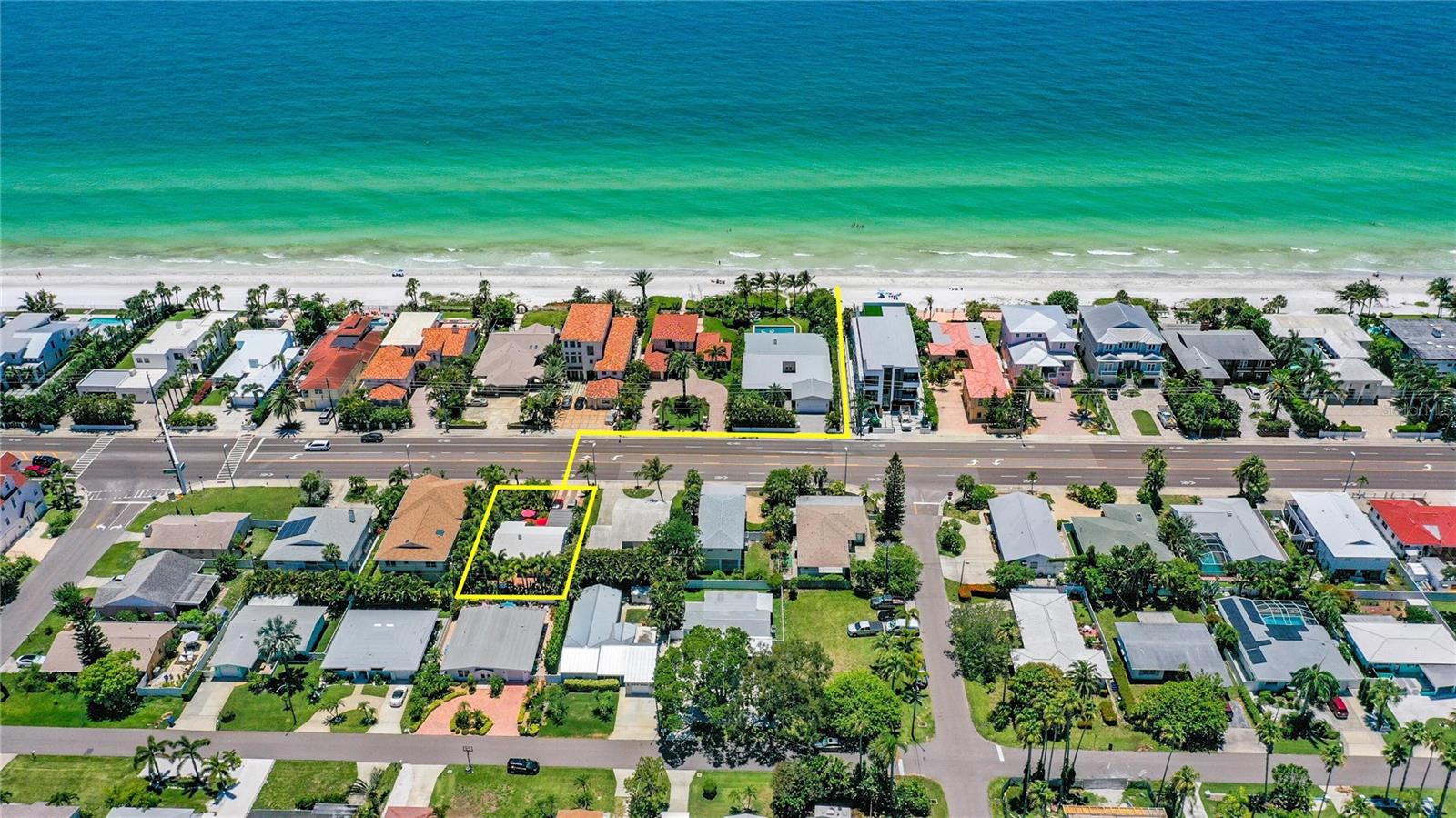 Listing photo id 3 for 16107 Gulf Boulevard