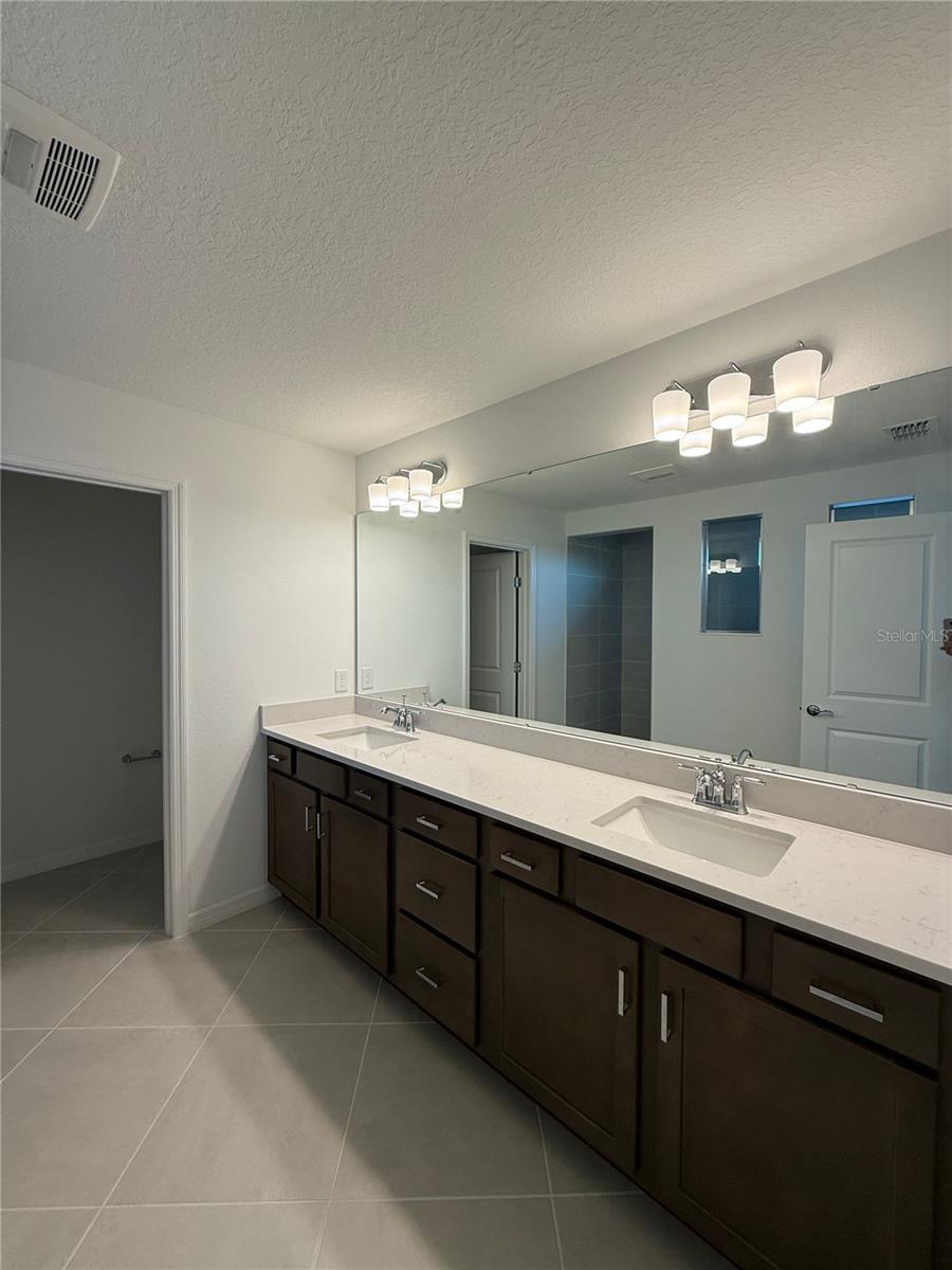 Image 18 of 44 For 1659 Ruby Lane