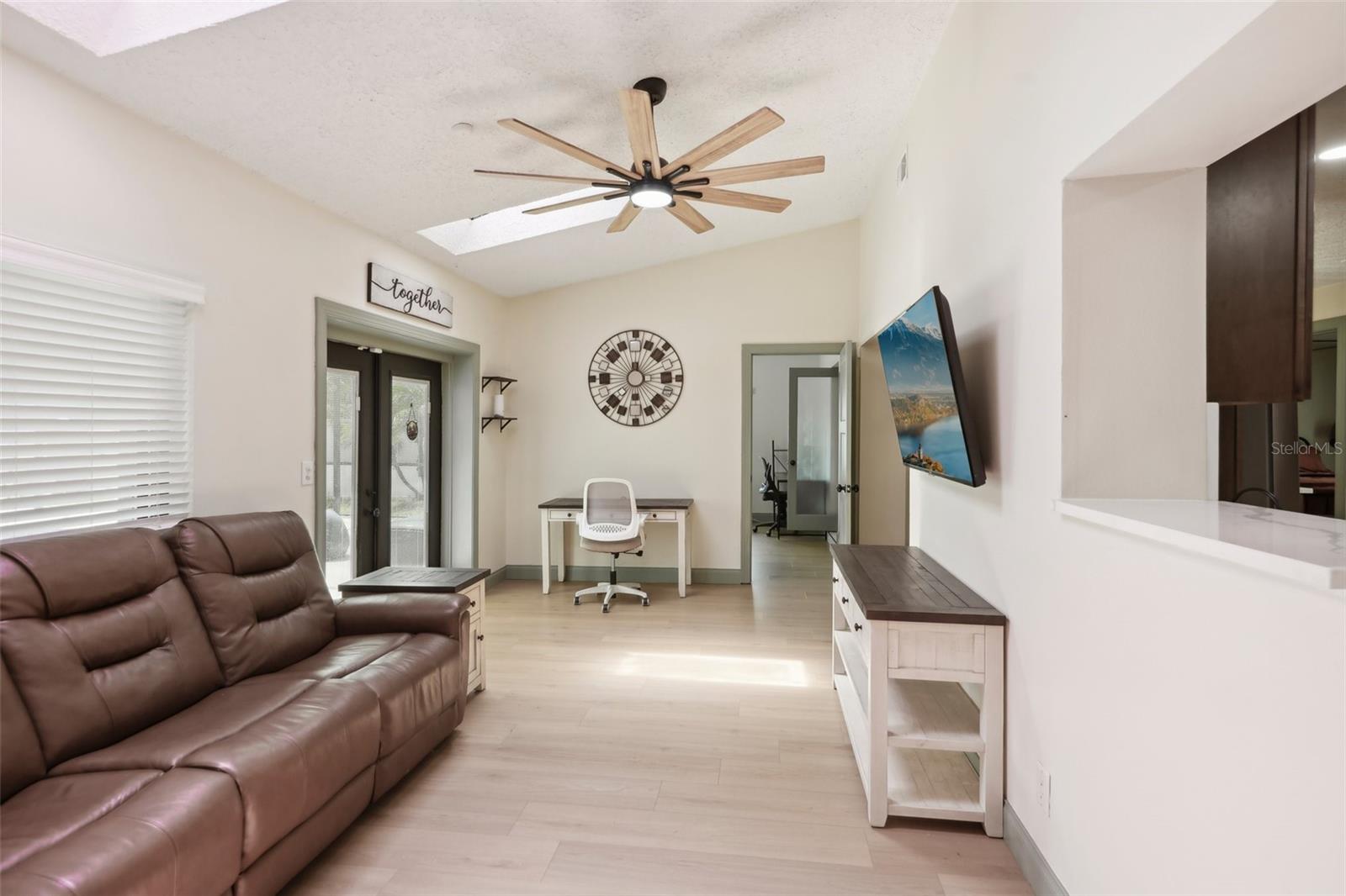 Image 10 of 46 For 1360 Gladiolas Drive