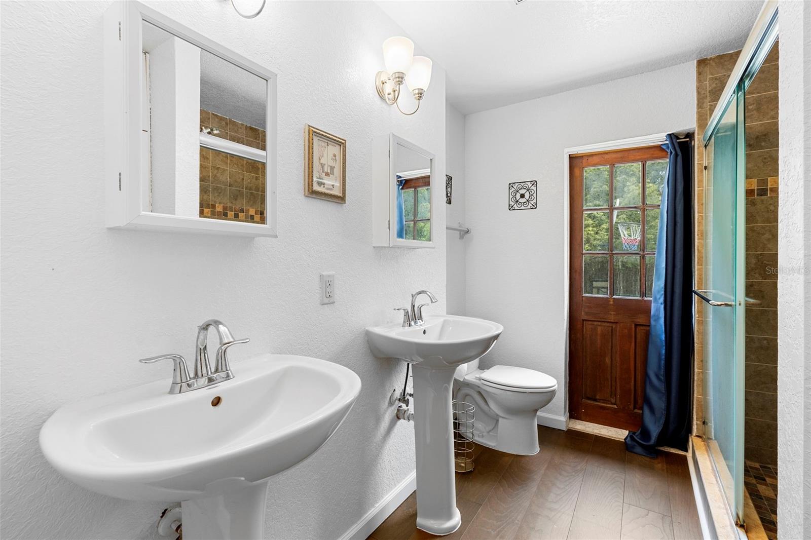 Image 20 of 30 For 1805 Paloma Avenue