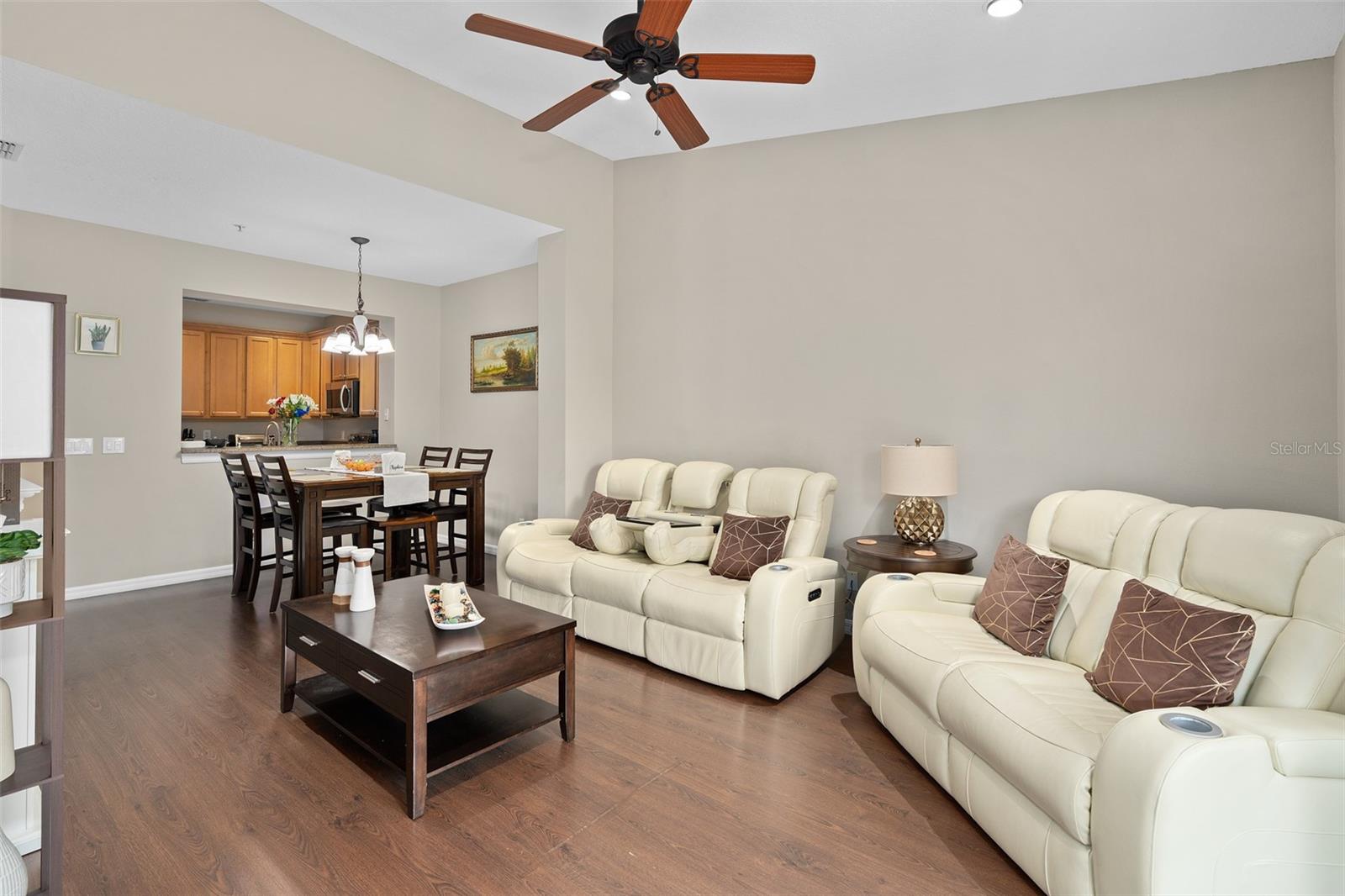 Image 11 of 27 For 479 Harbor Winds Court