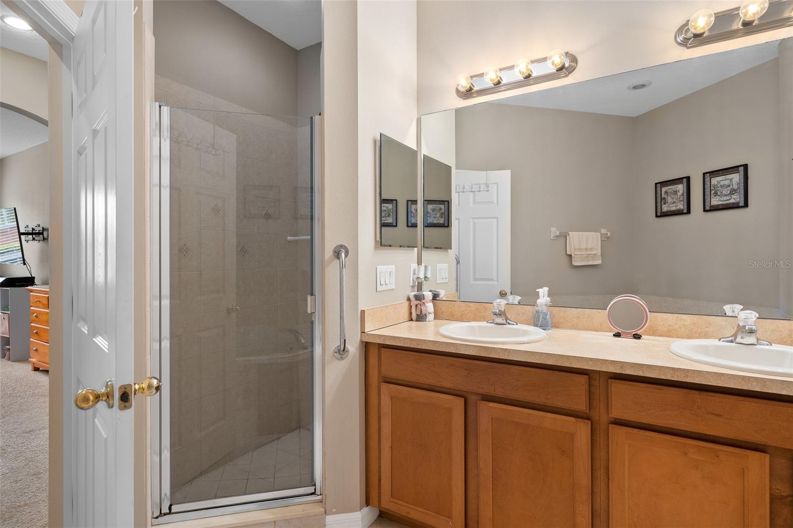 Image 14 of 27 For 479 Harbor Winds Court
