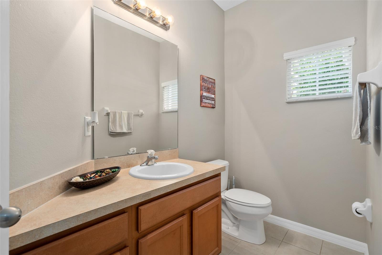 Image 15 of 27 For 479 Harbor Winds Court