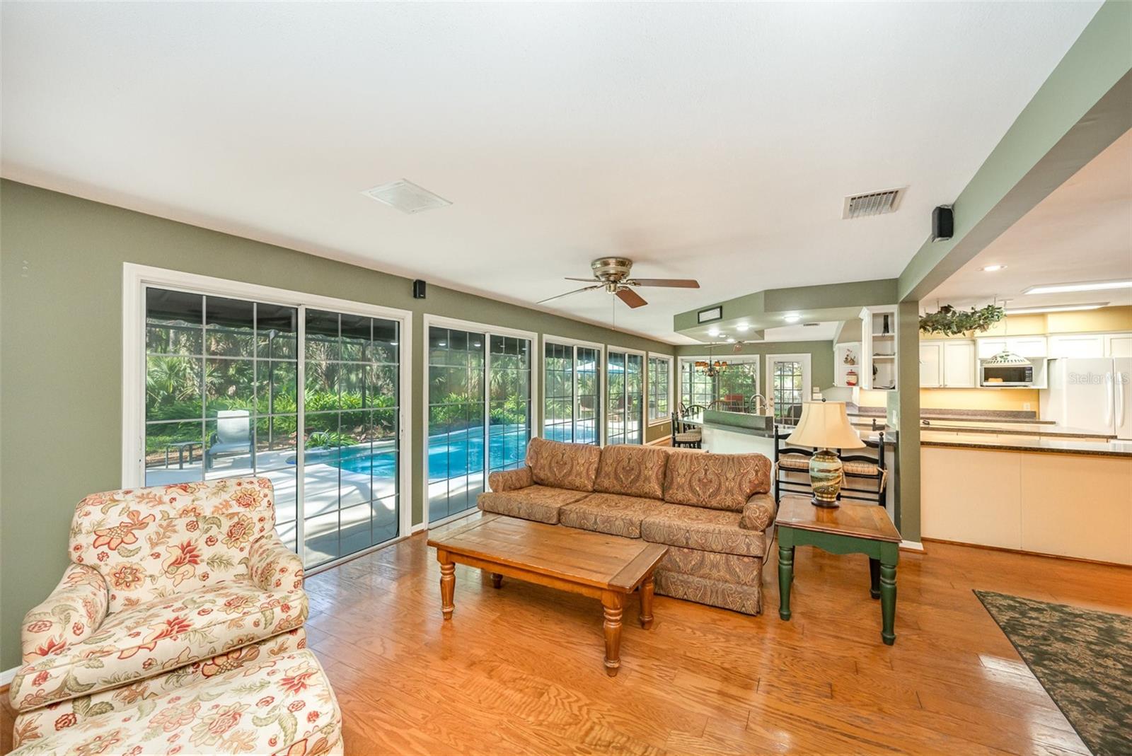 Image 10 of 44 For 6321 Quarterhorse Circle