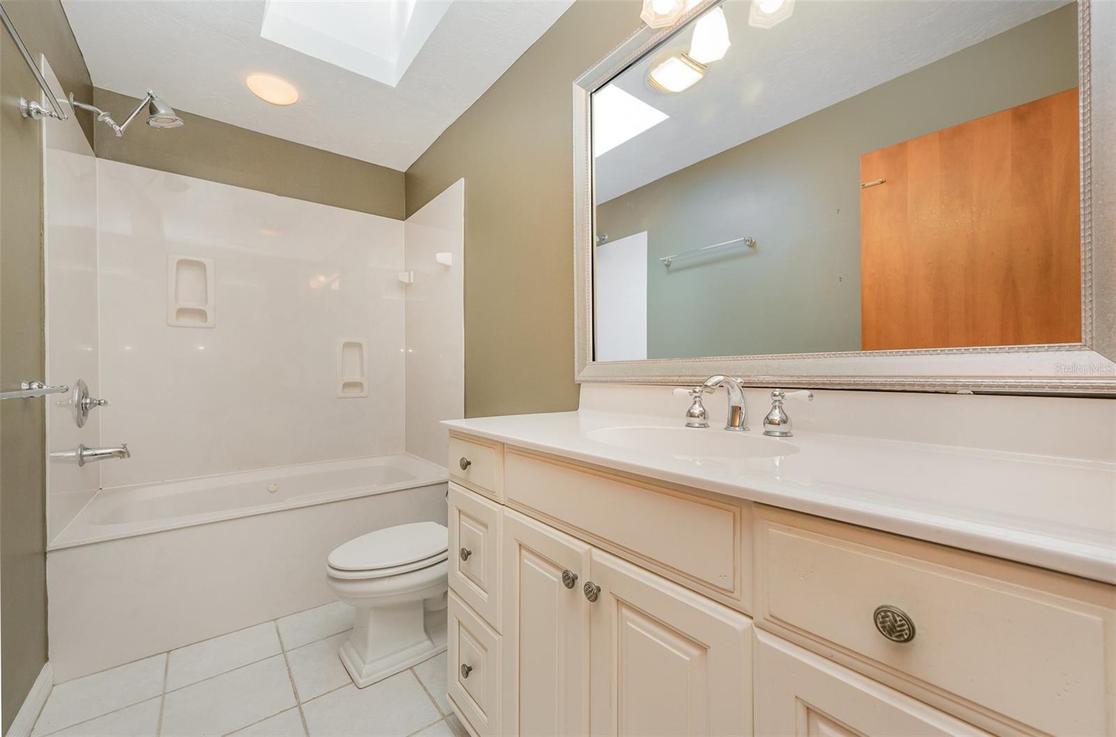 Image 32 of 44 For 6321 Quarterhorse Circle