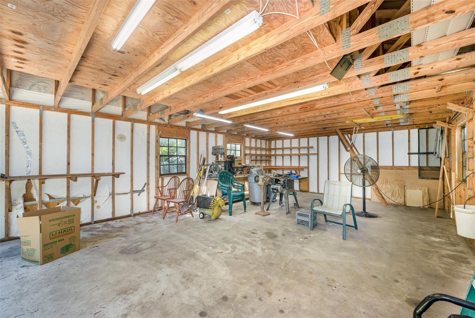Image 33 of 44 For 6321 Quarterhorse Circle