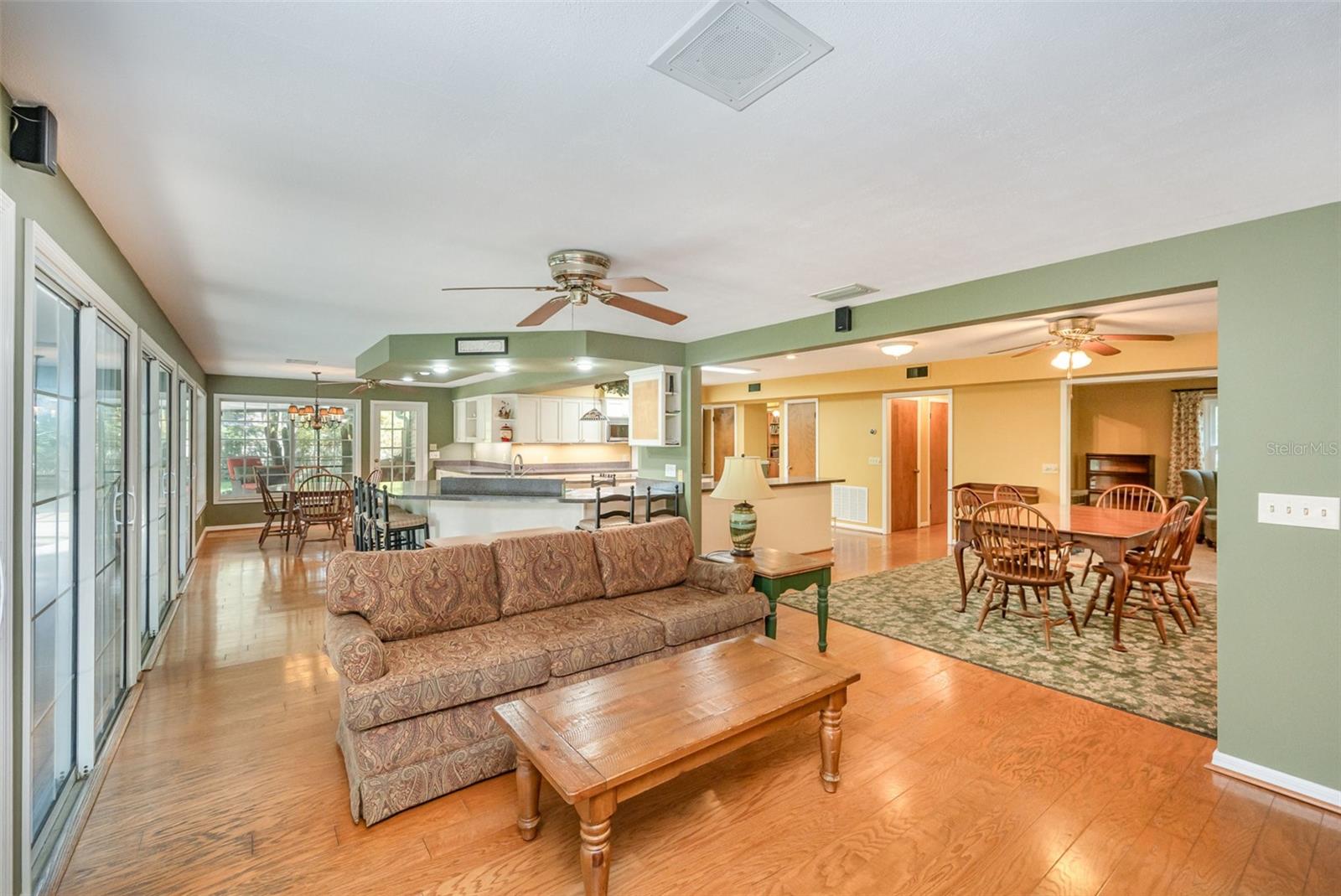 Image 9 of 44 For 6321 Quarterhorse Circle