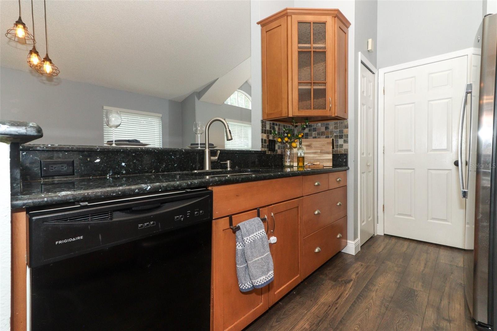 Image 18 of 63 For 5165 Mystic Point Court