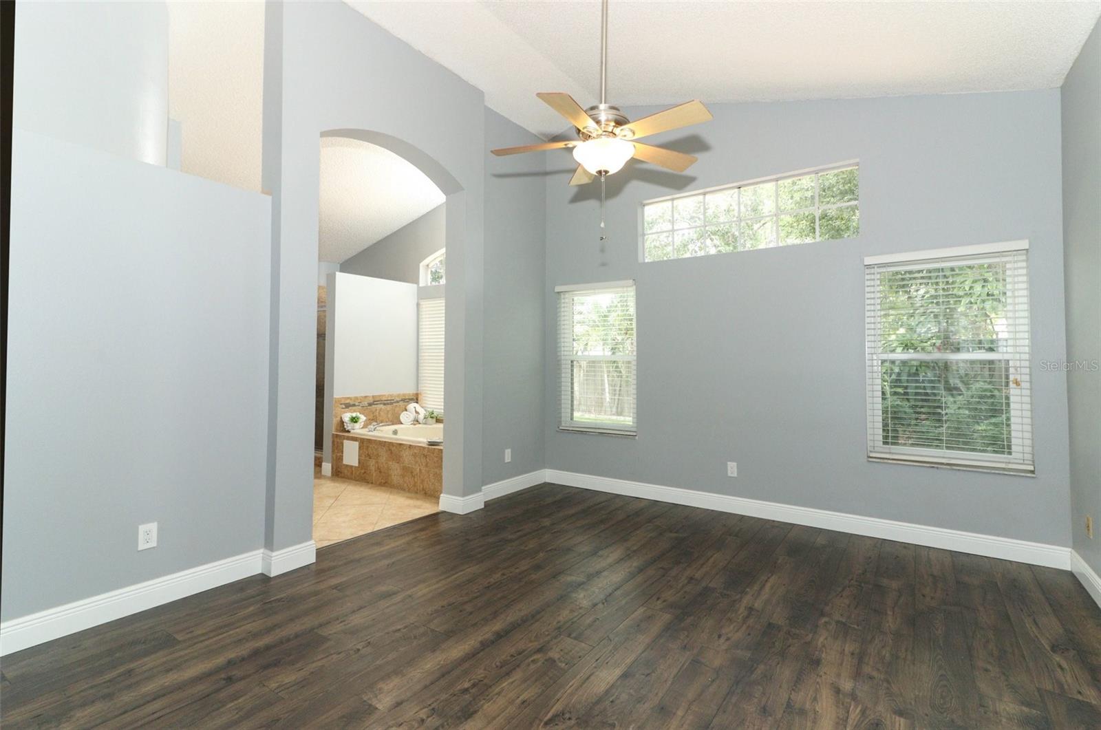 Image 26 of 63 For 5165 Mystic Point Court