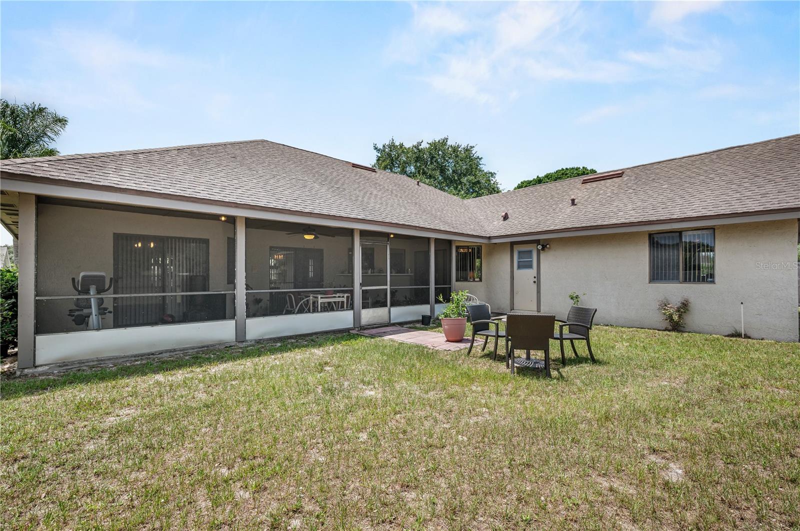 Image 28 of 30 For 2209 Fairglenn Way