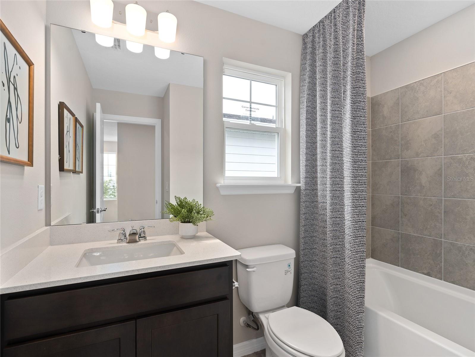 Image 19 of 20 For 2241 Southbury Drive