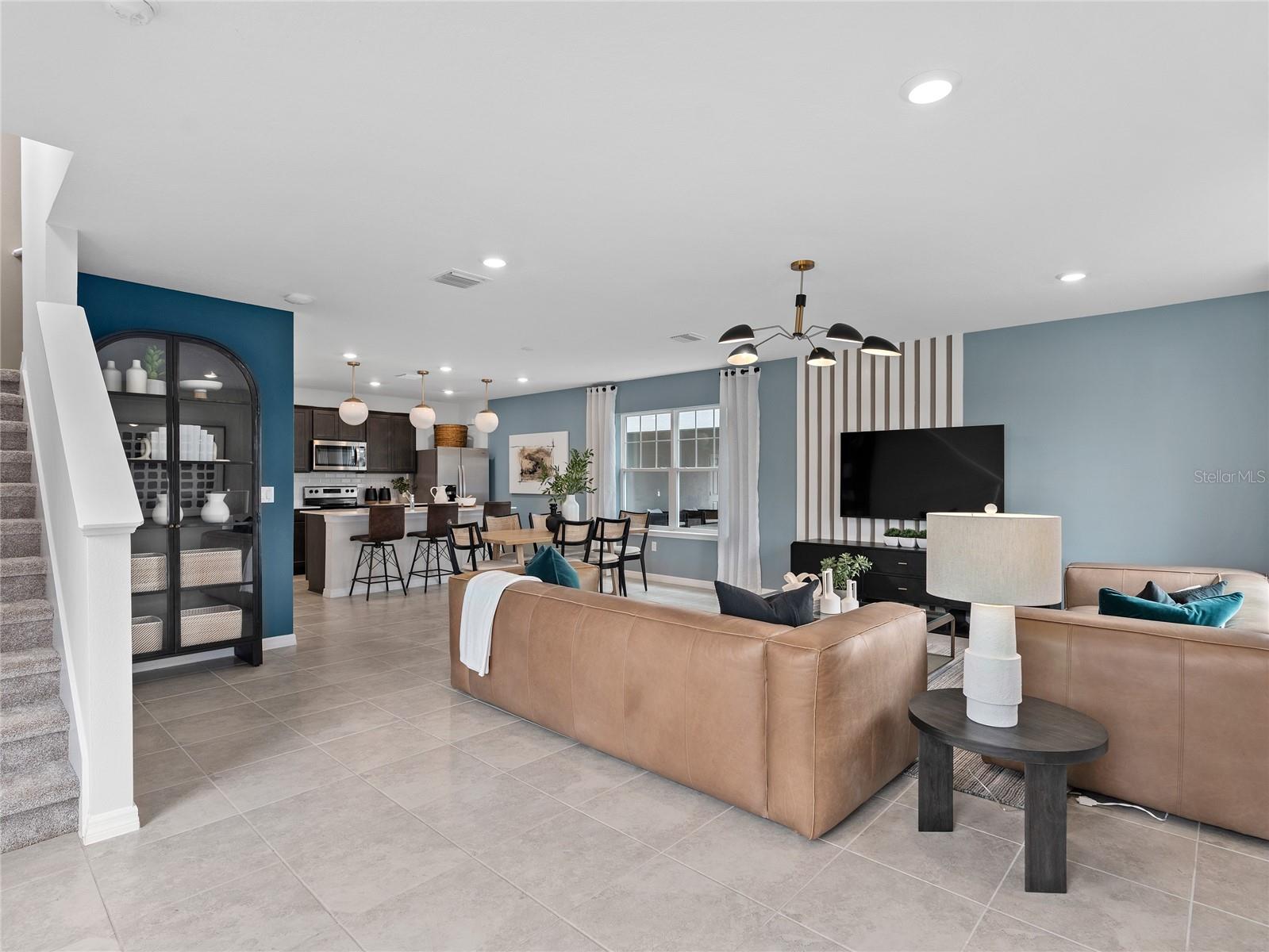 Image 4 of 20 For 2241 Southbury Drive