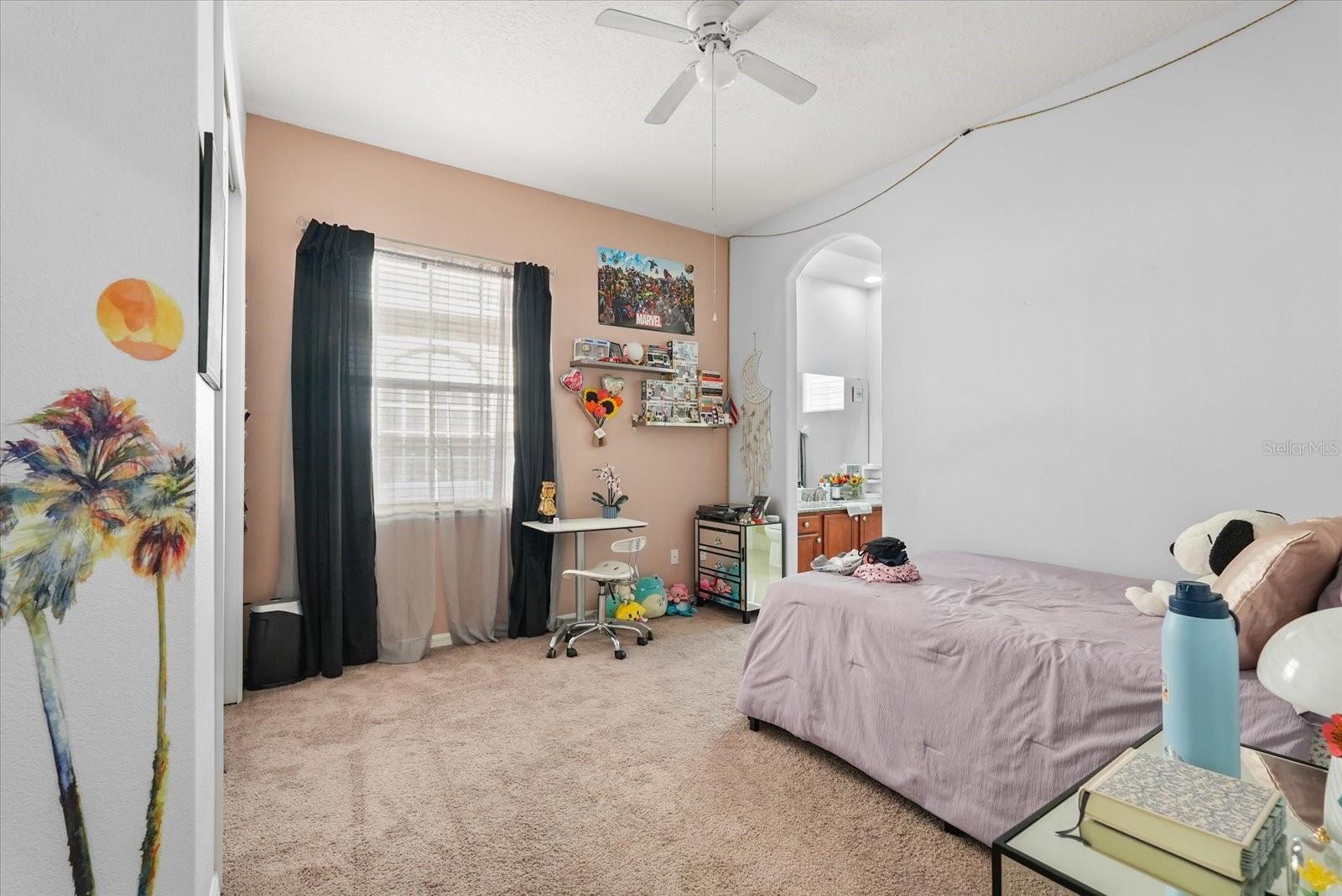Listing photo id 19 for 16108 Bristol Lake Circle
