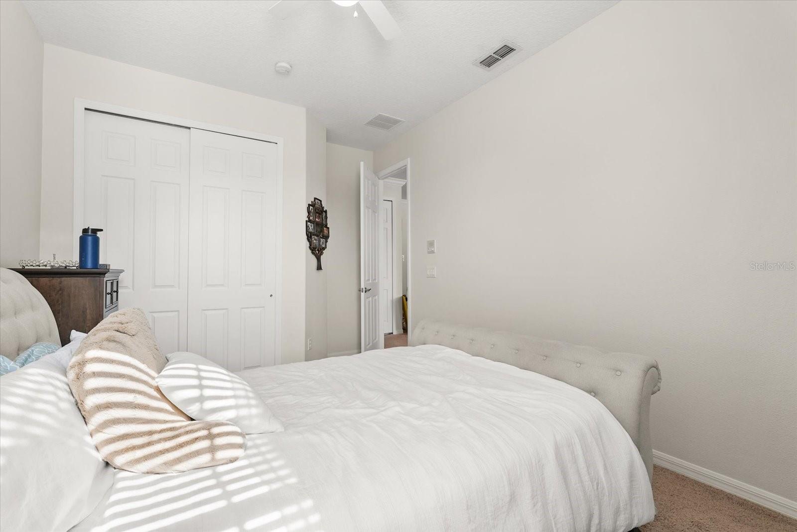 Listing photo id 33 for 16108 Bristol Lake Circle