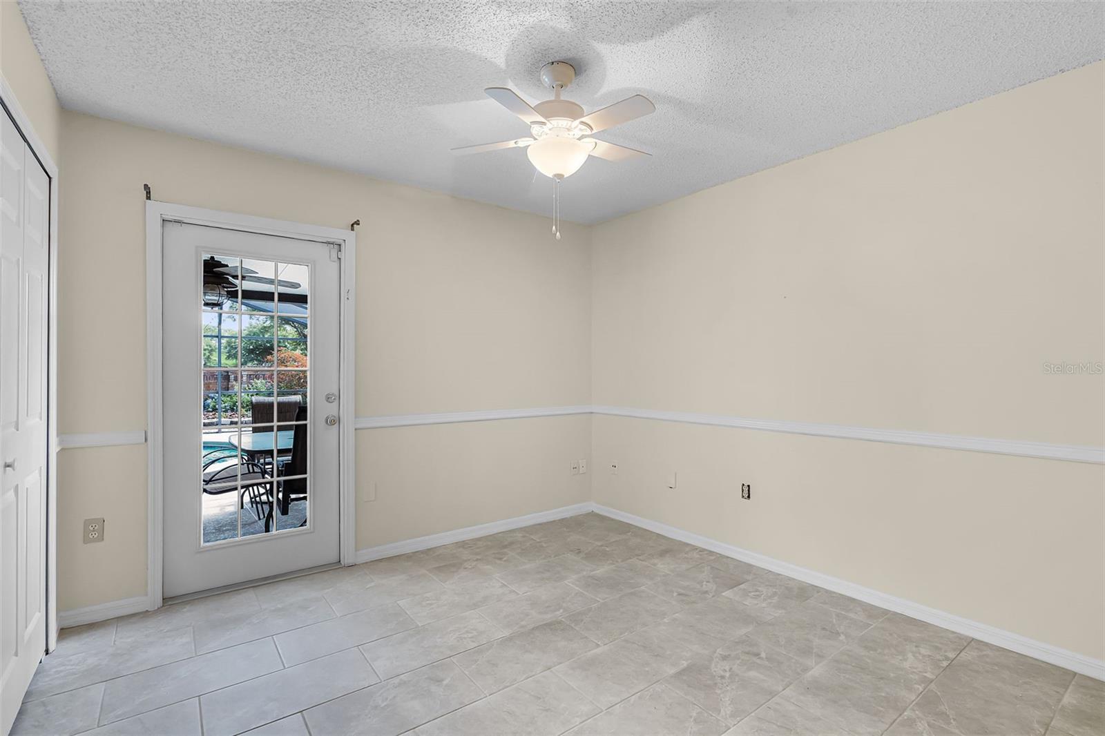 Image 13 of 19 For 3055 Dellcrest Place