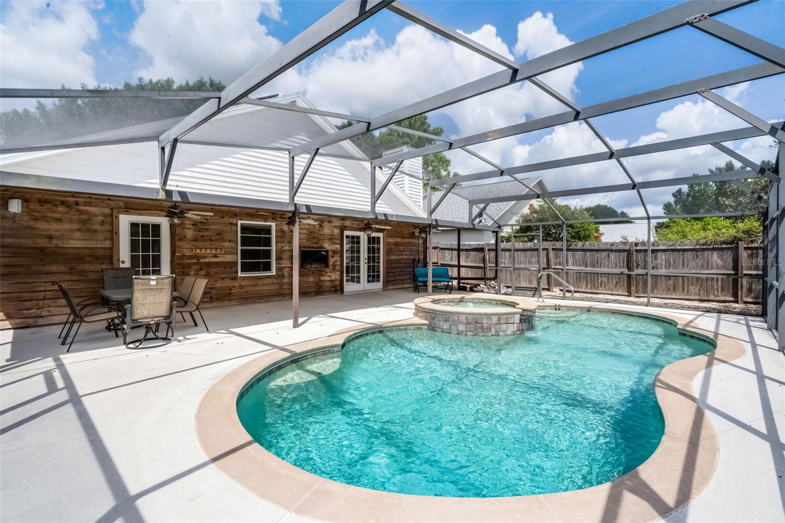 Image 16 of 19 For 3055 Dellcrest Place