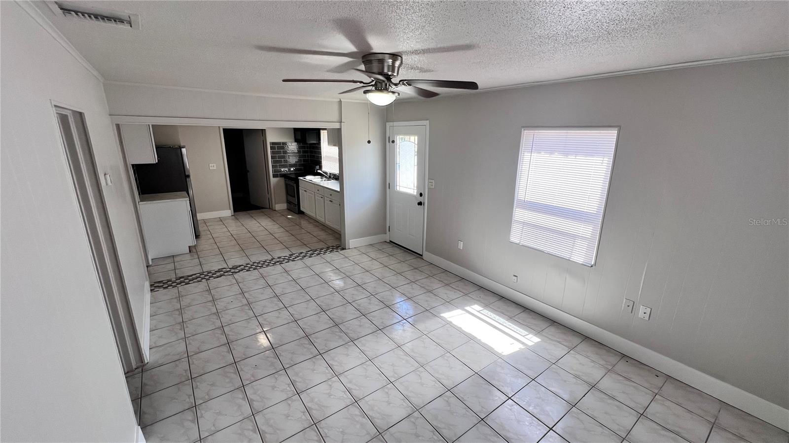 Image 6 of 31 For 1316 Donna Avenue