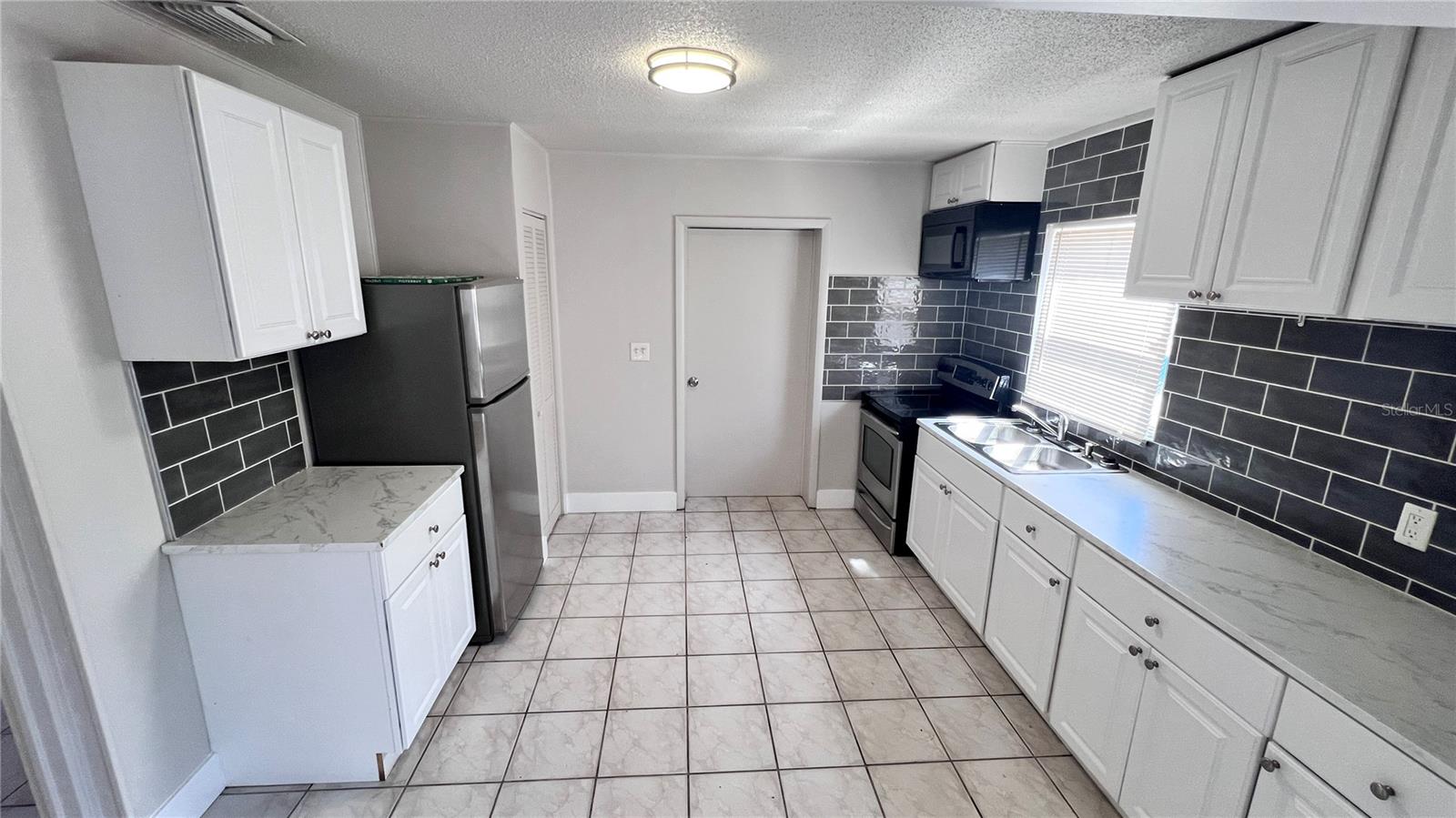 Image 8 of 31 For 1316 Donna Avenue