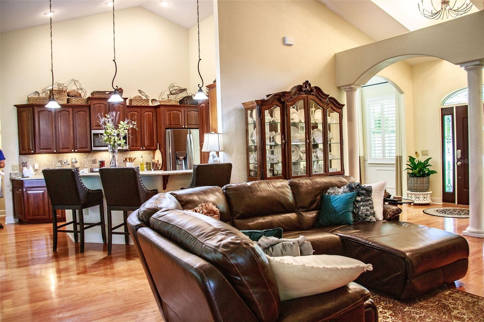 Image 14 of 49 For 2906 Country Breeze Drive
