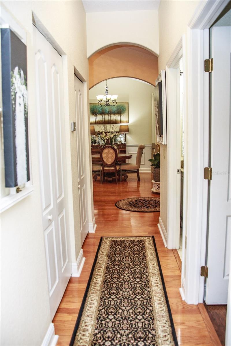 Image 18 of 49 For 2906 Country Breeze Drive