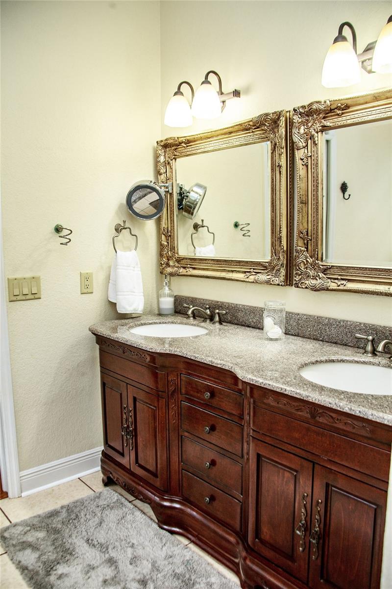 Image 33 of 49 For 2906 Country Breeze Drive