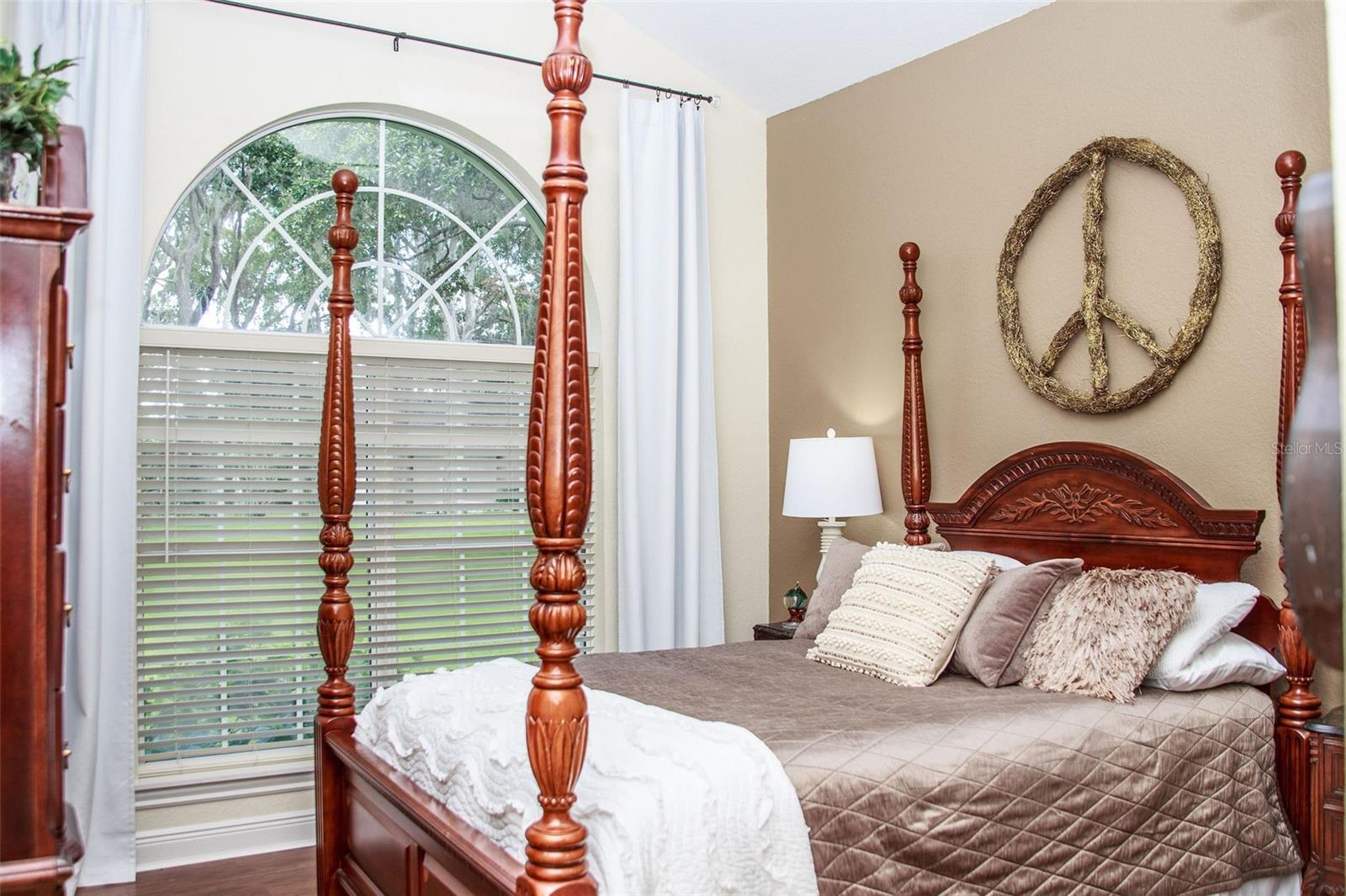 Image 36 of 49 For 2906 Country Breeze Drive