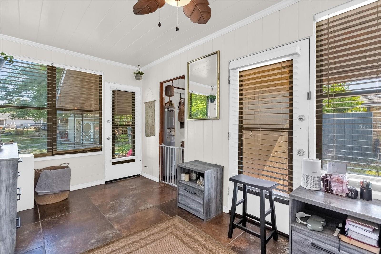 Image 16 of 36 For 512 Dixson Street